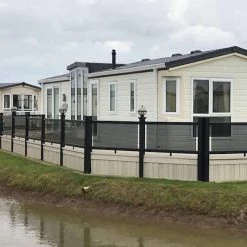 Deck Supermarket Toughened Balustrade Safety Glass 10mm Tinted/Satinised Deck Supermarket